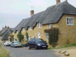 abbotsburry_thatched-roof_houses